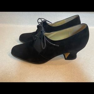 •SOLD•Carvela Lace-up Pumps